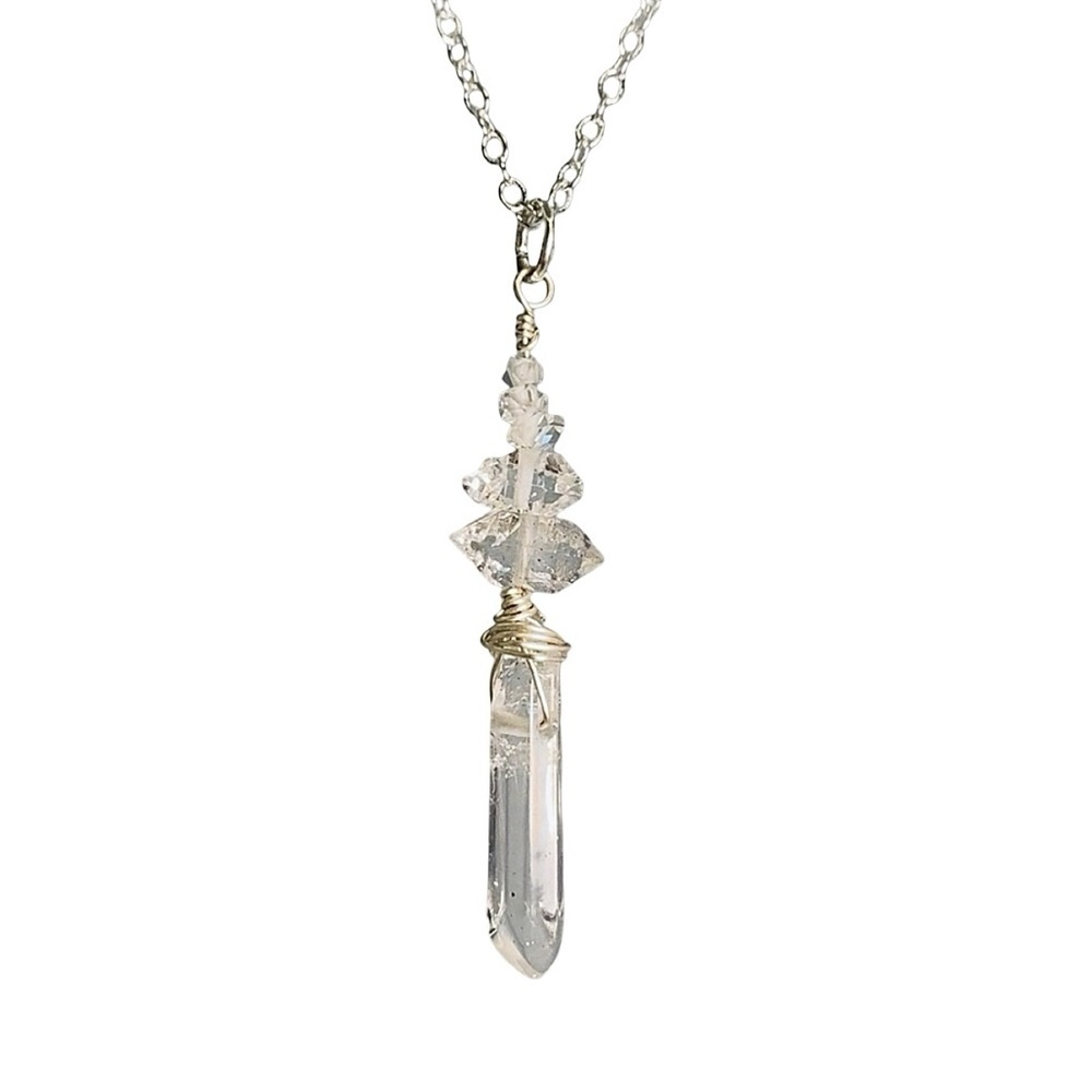 Elegant Silver Crystal Pendant Necklace